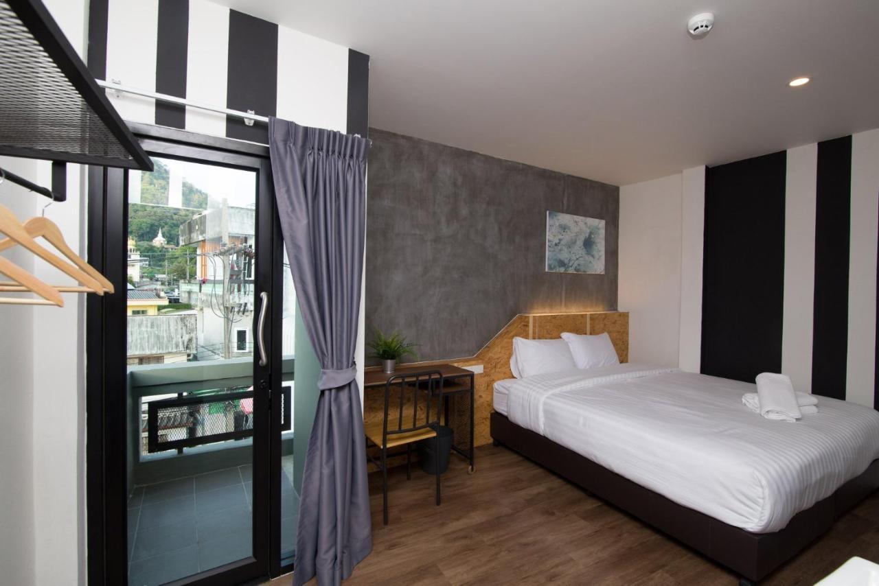 The Arbern Hotel X Bistro - Sha Extra Plus Phuket Exterior photo